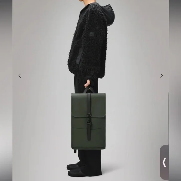 NWT Rains Unisex Olive Green Full Size Waterproof Backpack Minimalist Laptop - Picture 3 of 9